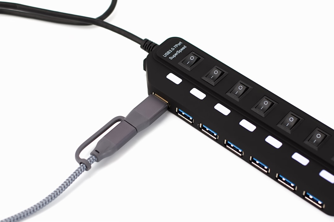 HDMI2.1与DP2.1接口对比及高清线材选型指南